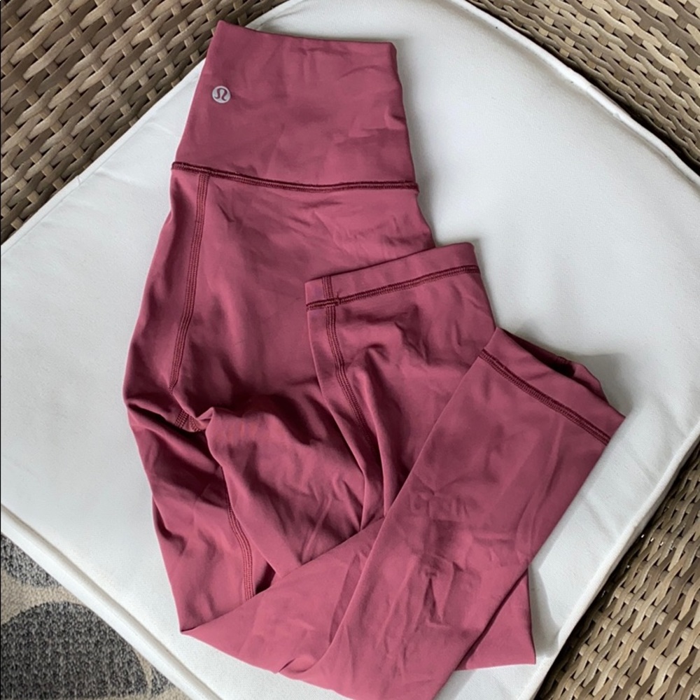 Pink cropped leggings